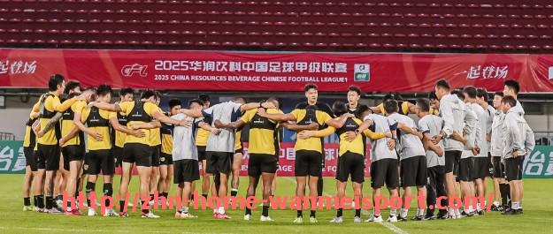 完美体育官方网站-CBA与NBA足球赛事的对比