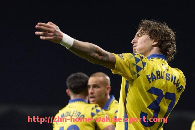 完美体育官方网站-世俱杯低调但高效型球员数据统计与战术隐形价值探讨